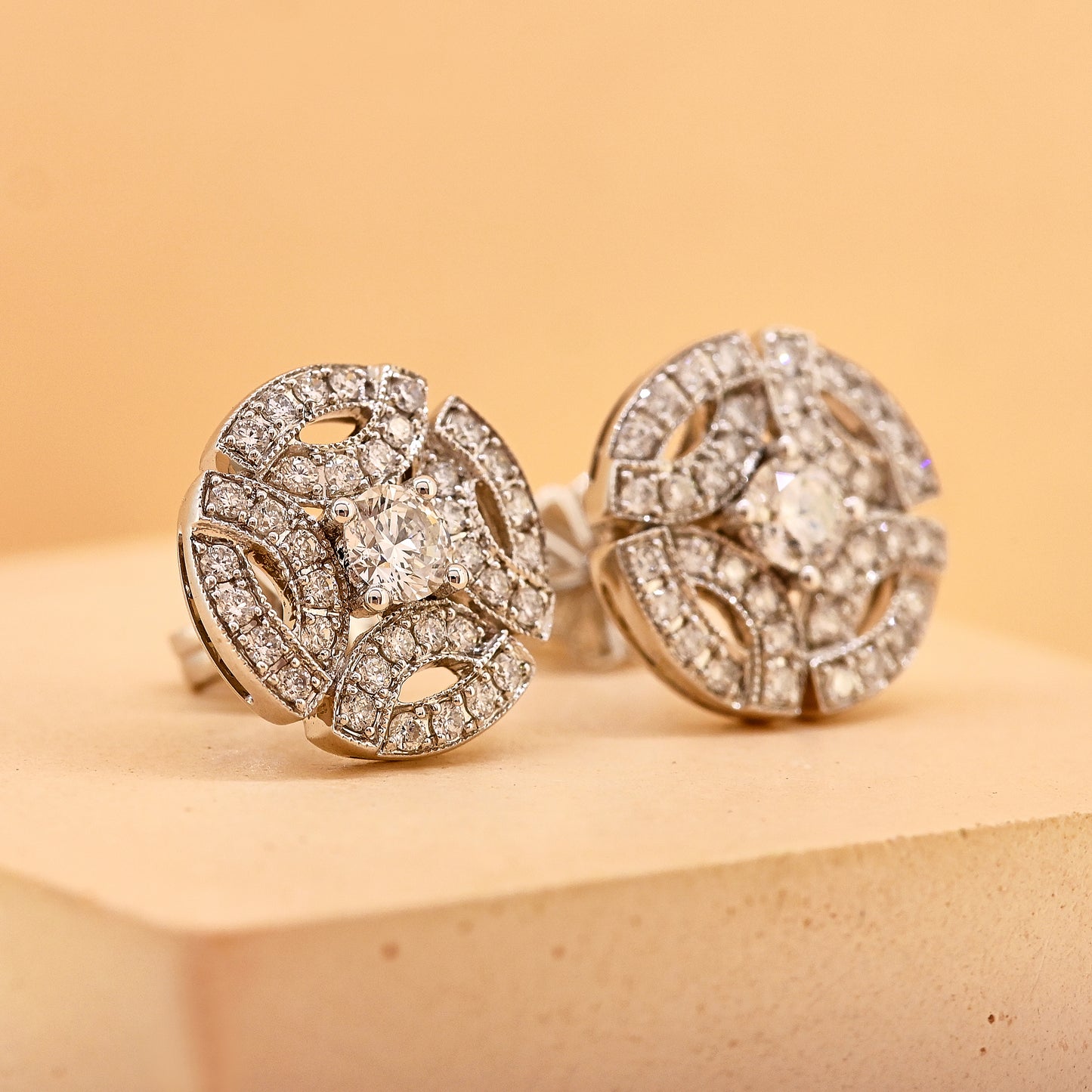 18ct Diamond Geometric Earrings
