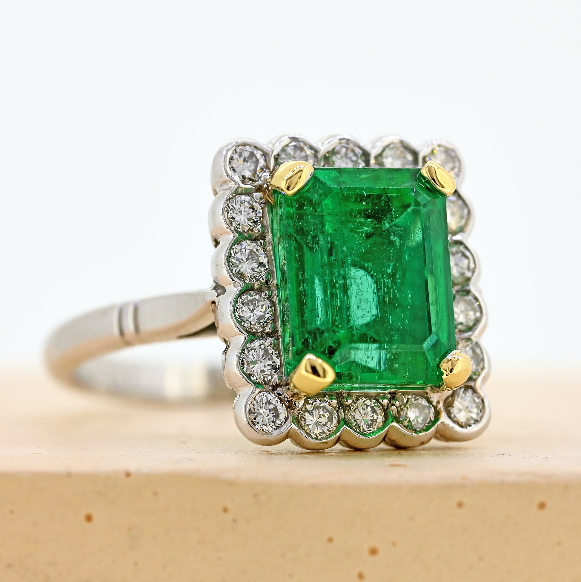 art deco inspired ring, emerald and diamond ring. emerald and diamond art deco ring, vintage rings, vintage ring, vintage emerald ring