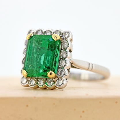 art deco inspired ring, emerald and diamond ring. emerald and diamond art deco ring, vintage rings, vintage ring, vintage emerald ring
