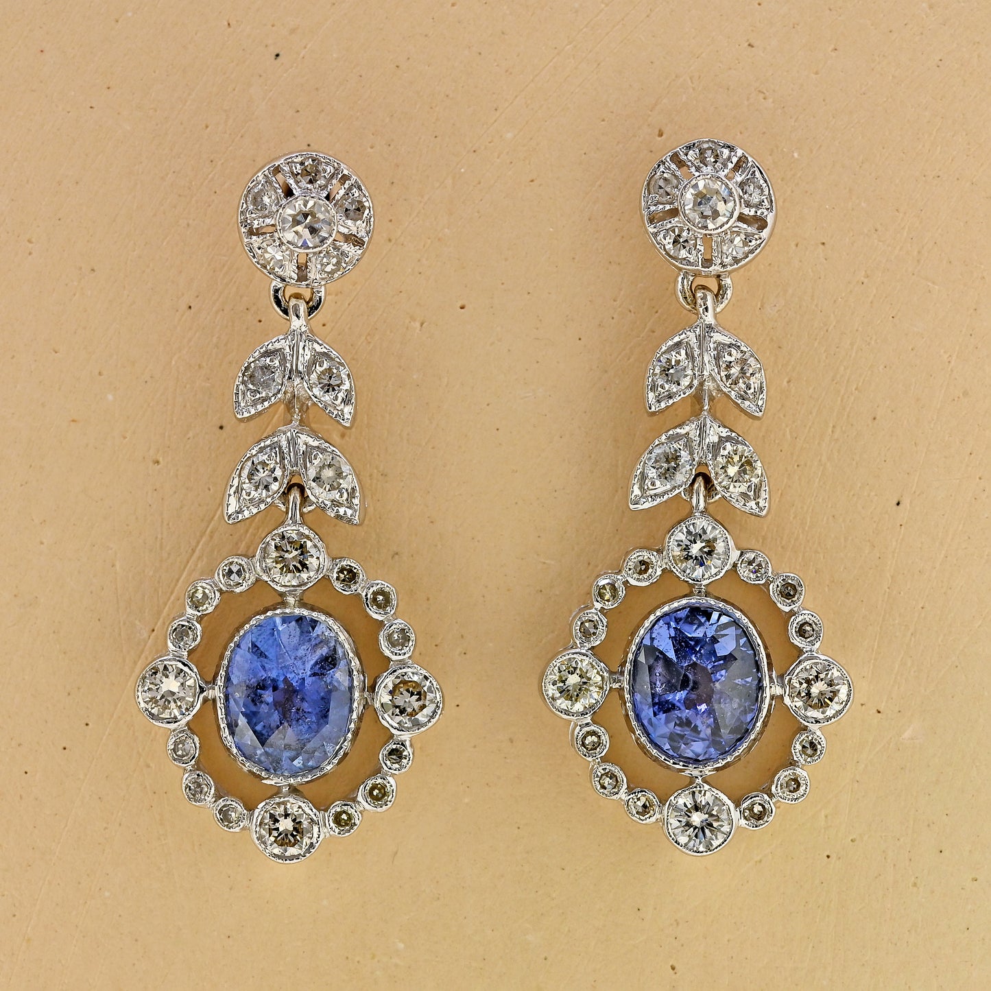 vintage sapphire and diamond earrings, sapphire and diamond earrings, ornate sapphire and diamond earrings, ornate pre owned earrings, second hand jewellery, ornate jewellery