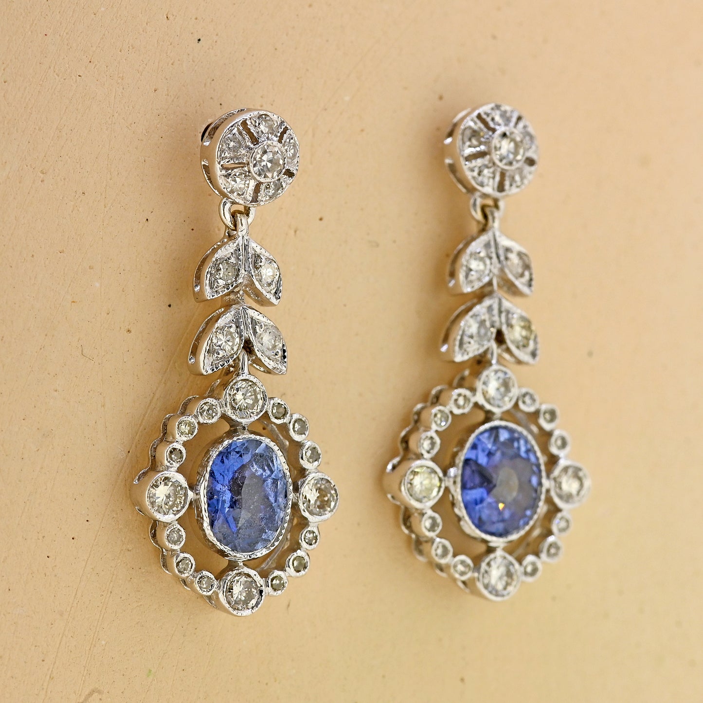 vintage sapphire and diamond earrings, sapphire and diamond earrings, ornate sapphire and diamond earrings, ornate pre owned earrings, second hand jewellery, ornate jewellery