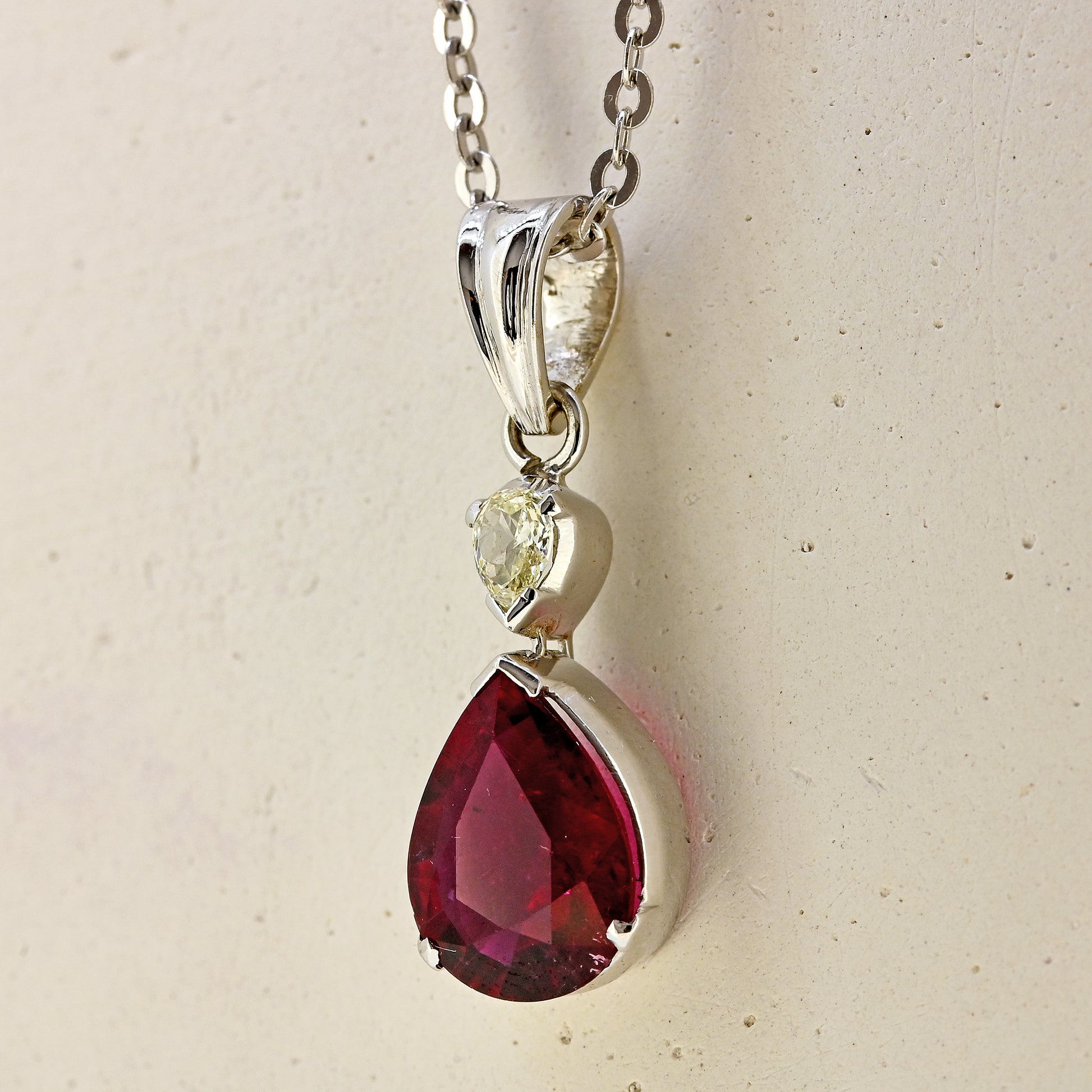 rubillite nacklace, rubillite and diamond necklace, rubillite jewellery near me, rubillite pendant, rubillite necklace, white gold necklace 